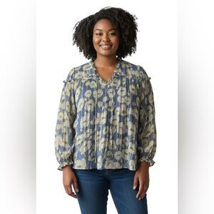 Cato Blue and Cream Flutter Sleeve Floral Blouse 18/20 EUC Business Casual